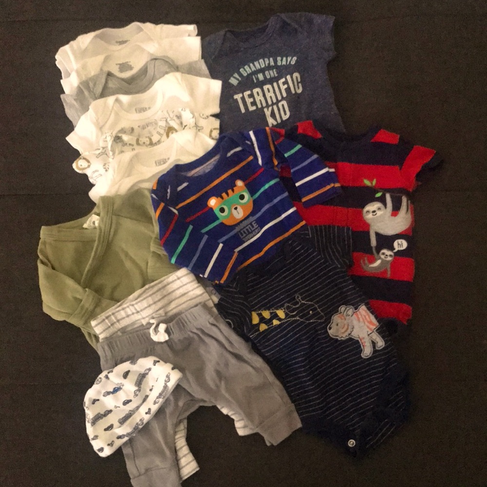 Lot of NEWBORN clothes